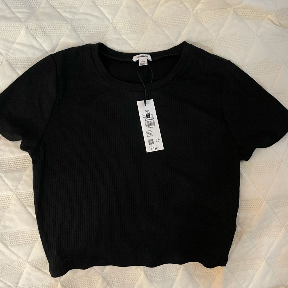 Garage rib cropped top